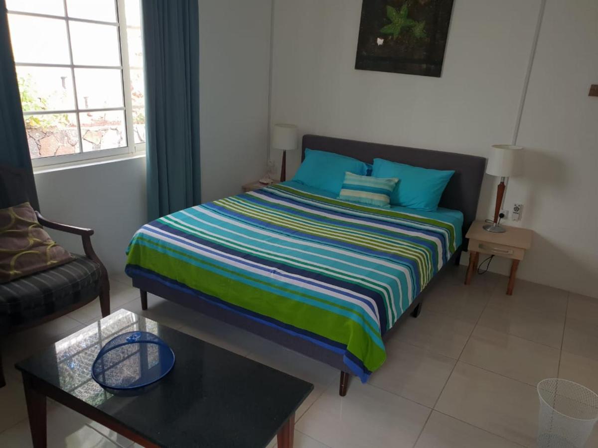 Bed and Breakfast Les Antigones Port Mathurin Exteriér fotografie